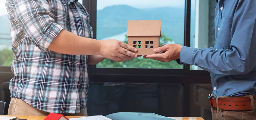 How We Determine Your Sell House with Reverse Mortgage Offer in Lake Ronkonkoma, NY?