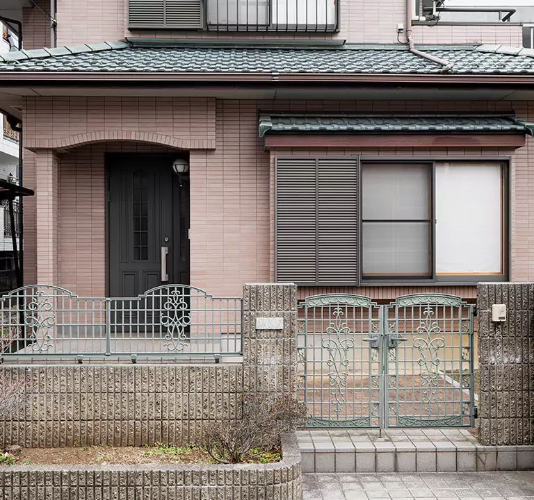 The Most Trusted Company to Sell Damaged House in Lake Ronkonkoma